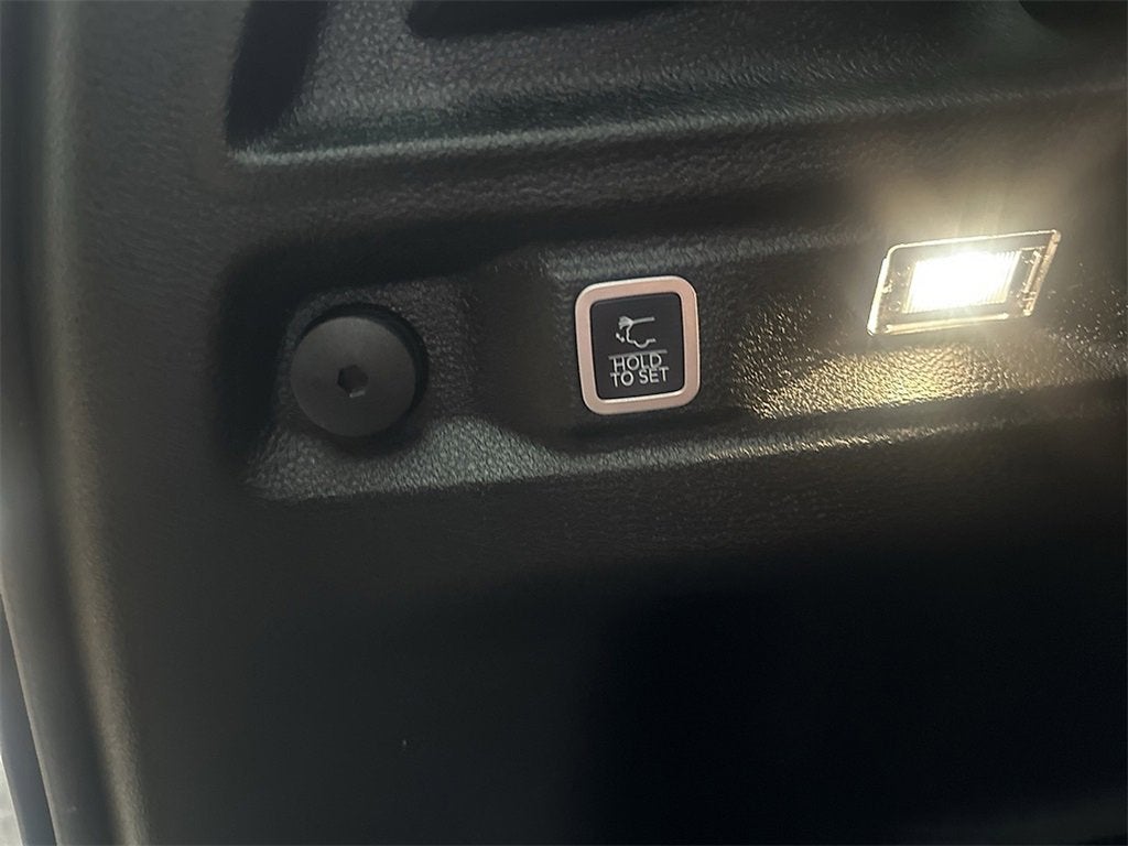 2022 Jeep Grand Cherokee L Altitude