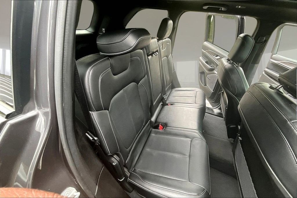 2022 Jeep Grand Cherokee 4xe Overland