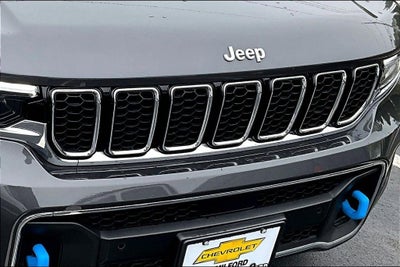 2022 Jeep Grand Cherokee 4xe Overland