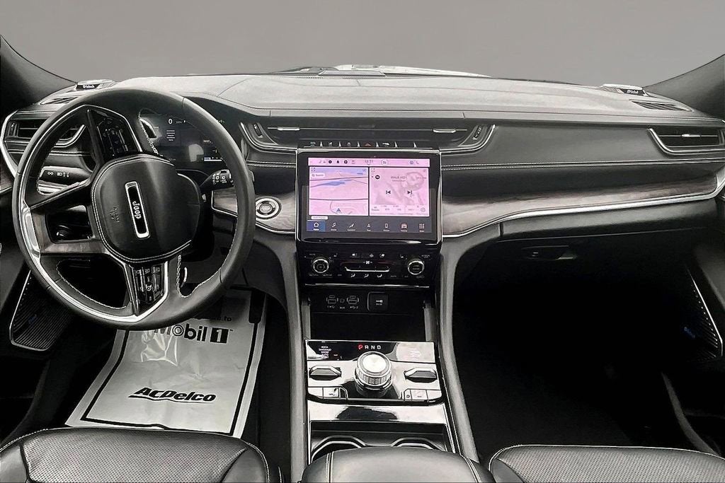 2022 Jeep Grand Cherokee 4xe Overland