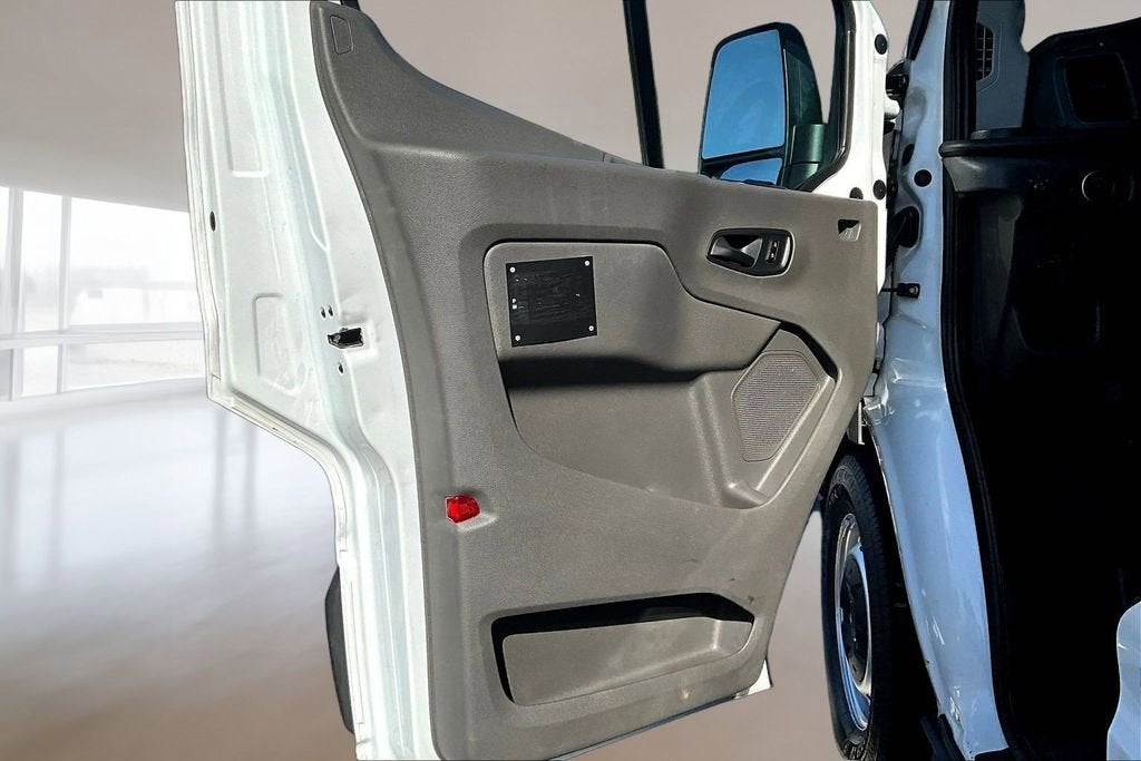2021 Ford Transit Cargo Van T-250 HI RF RWD