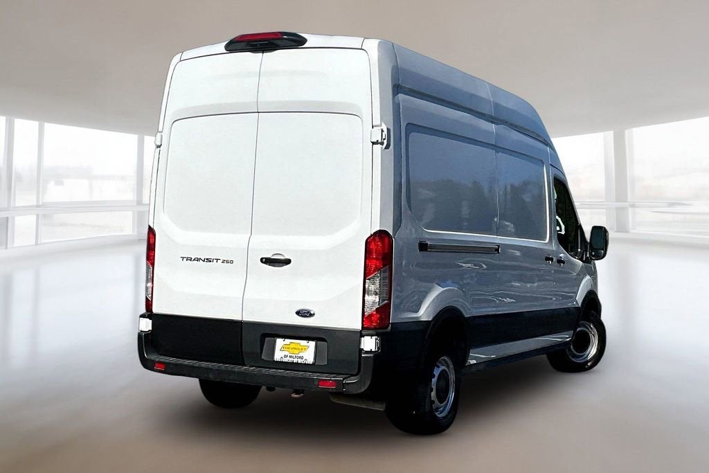 2021 Ford Transit Cargo Van T-250 HI RF RWD