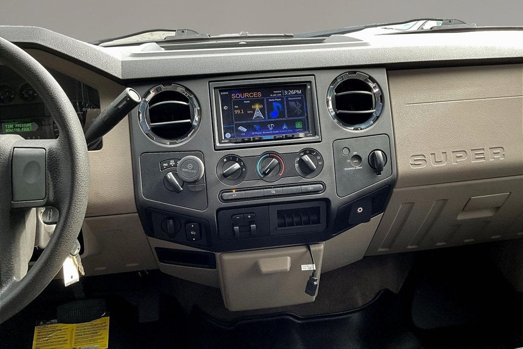 2010 Ford Super Duty F-350 SRW XL