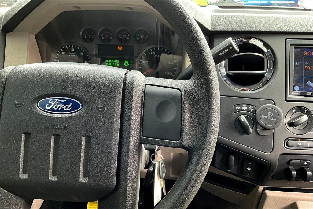 2010 Ford Super Duty F-350 SRW XL