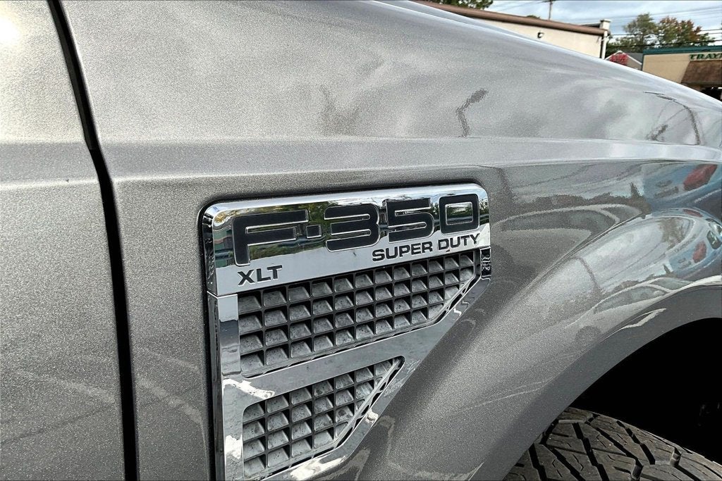 2010 Ford Super Duty F-350 SRW XL