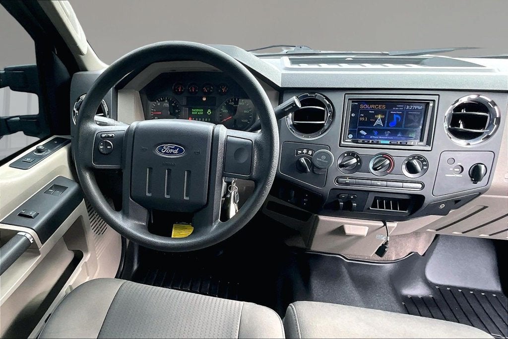 2010 Ford Super Duty F-350 SRW XL