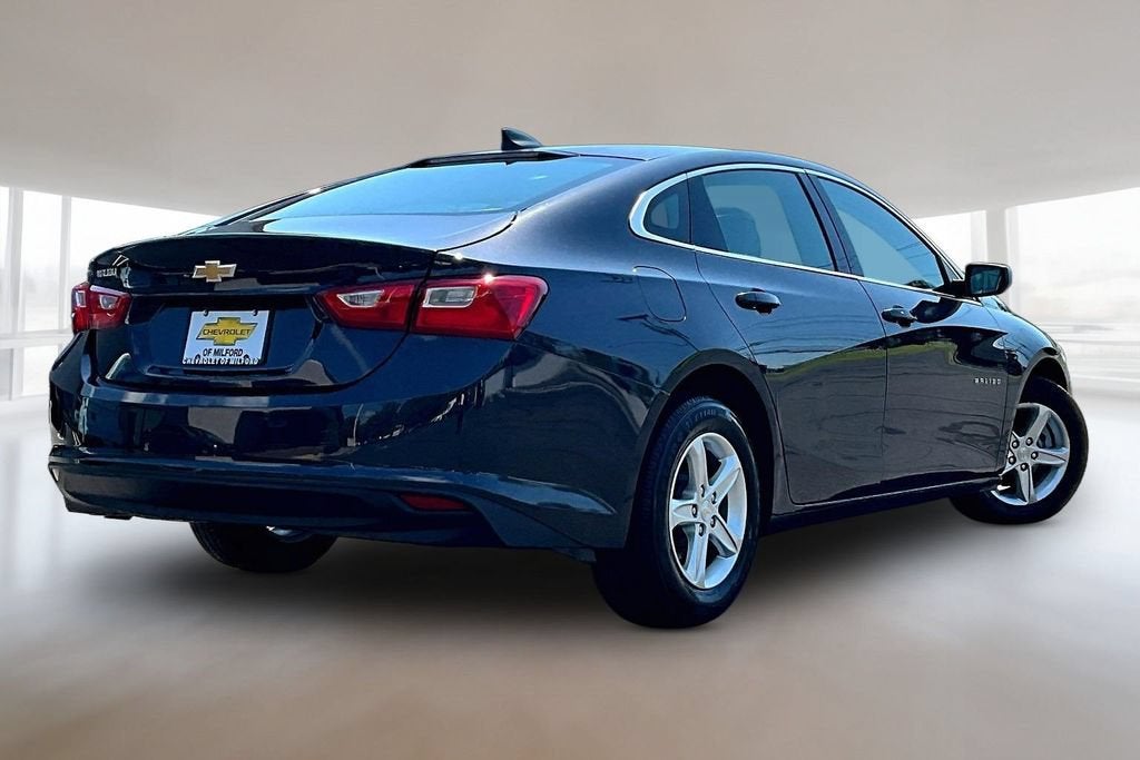 2022 Chevrolet Malibu LS