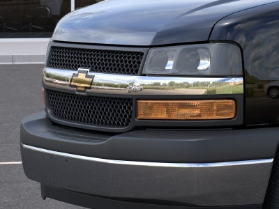 2026 Chevrolet Express Passenger 1LT