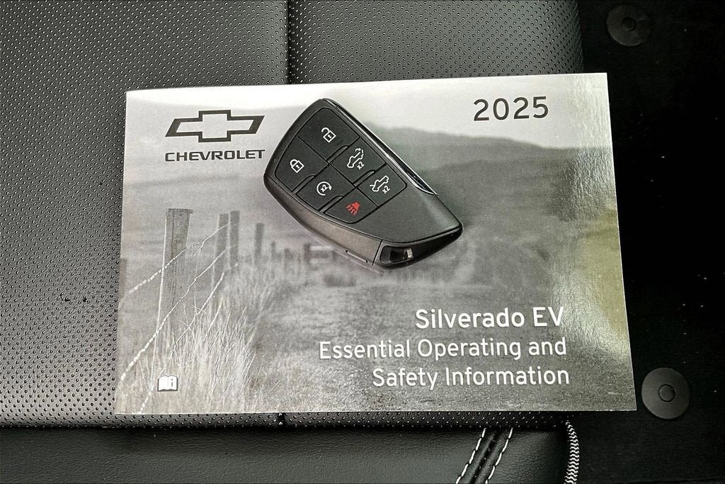 2025 Chevrolet Silverado EV LT - Extended Range