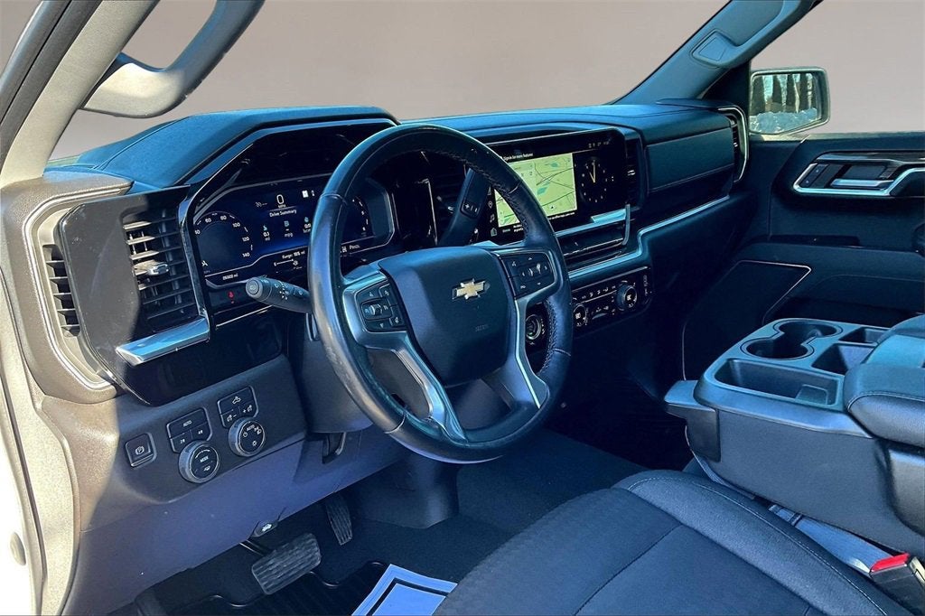 2022 Chevrolet Silverado 1500 LT (2FL)