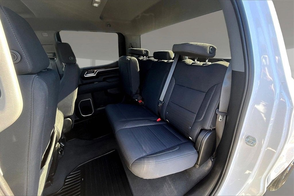 2022 Chevrolet Silverado 1500 LT (2FL)