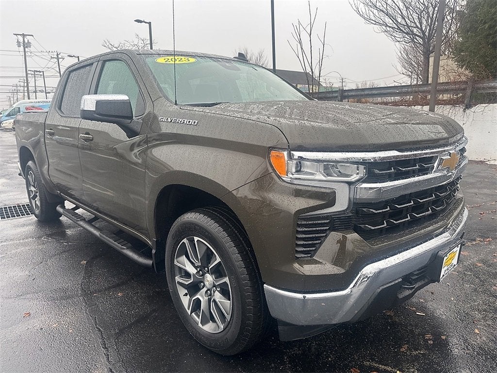 2023 Chevrolet Silverado 1500 LT (2FL)