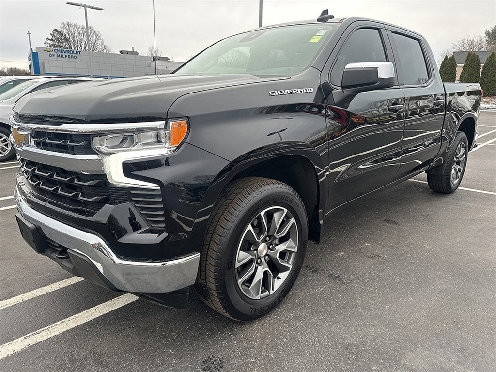 2023 Chevrolet Silverado 1500 LT (2FL)
