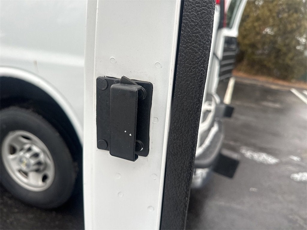 2023 Chevrolet Express Cargo 2500 WT