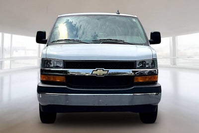 2025 Chevrolet Express Cargo WT