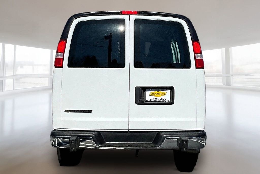 2024 Chevrolet Express Cargo 2500 WT