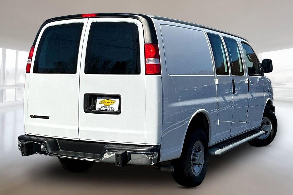 2024 Chevrolet Express Cargo 2500 WT