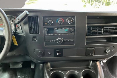 2025 Chevrolet Express Cargo WT