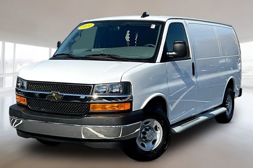 2024 Chevrolet Express Cargo 2500 WT