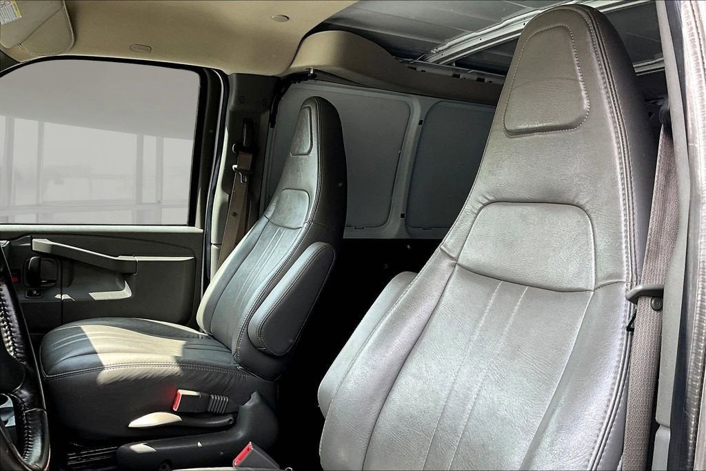 2023 Chevrolet Express Cargo 2500 WT