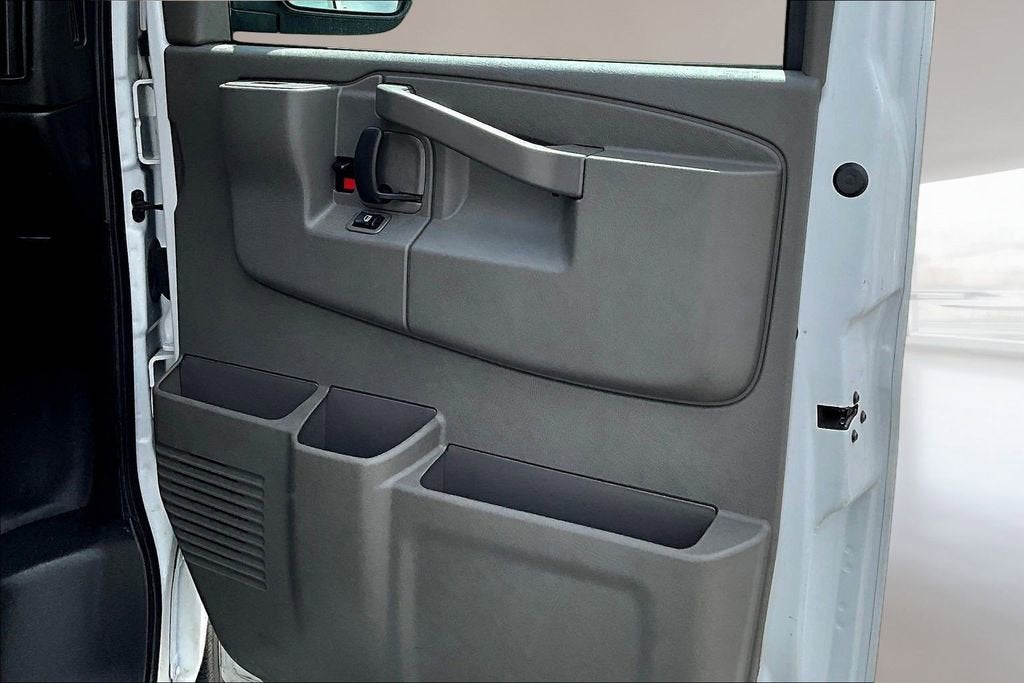 2023 Chevrolet Express Cargo 2500 WT