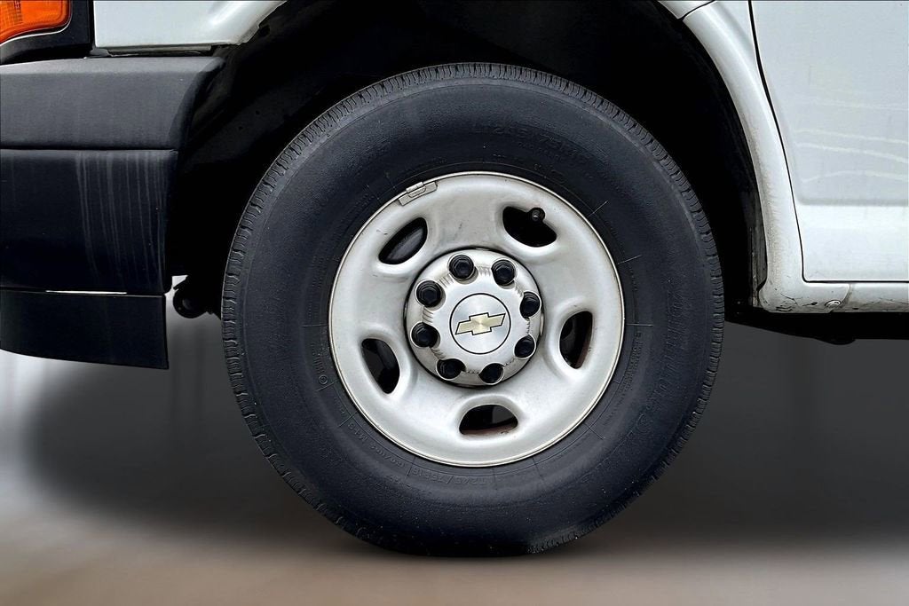 2023 Chevrolet Express Cargo 2500 WT