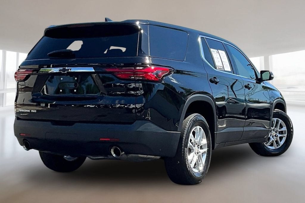 2023 Chevrolet Traverse LS