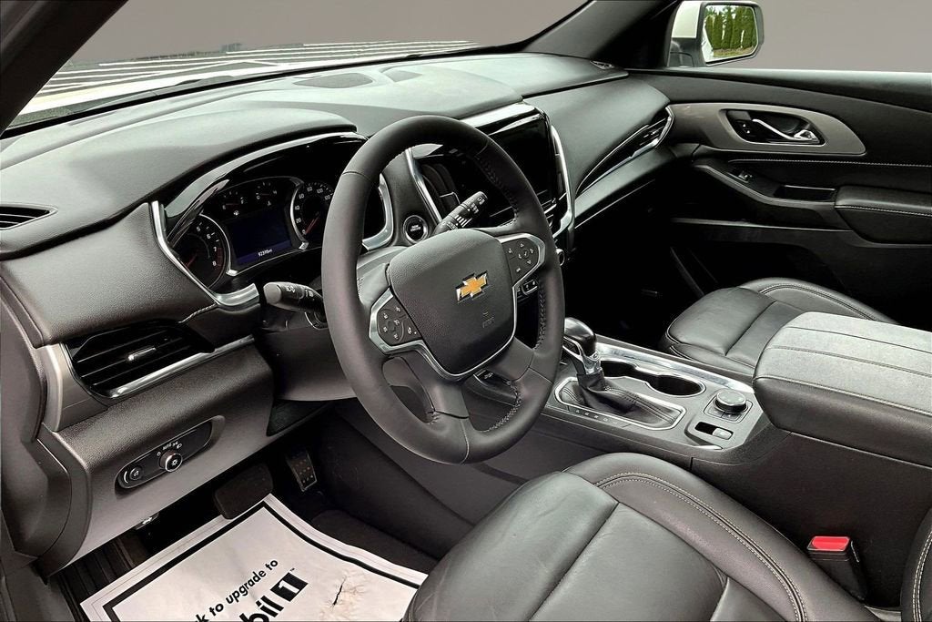 2022 Chevrolet Traverse LT Leather