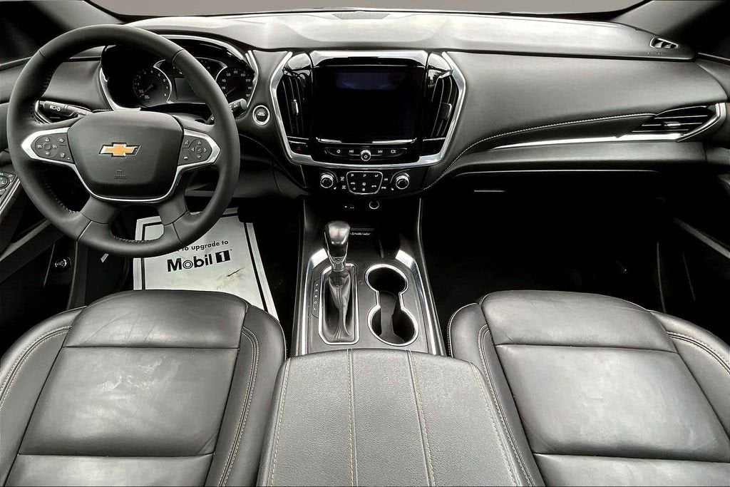 2022 Chevrolet Traverse LT Leather