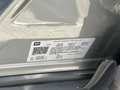 2023 Chevrolet Traverse LT Leather