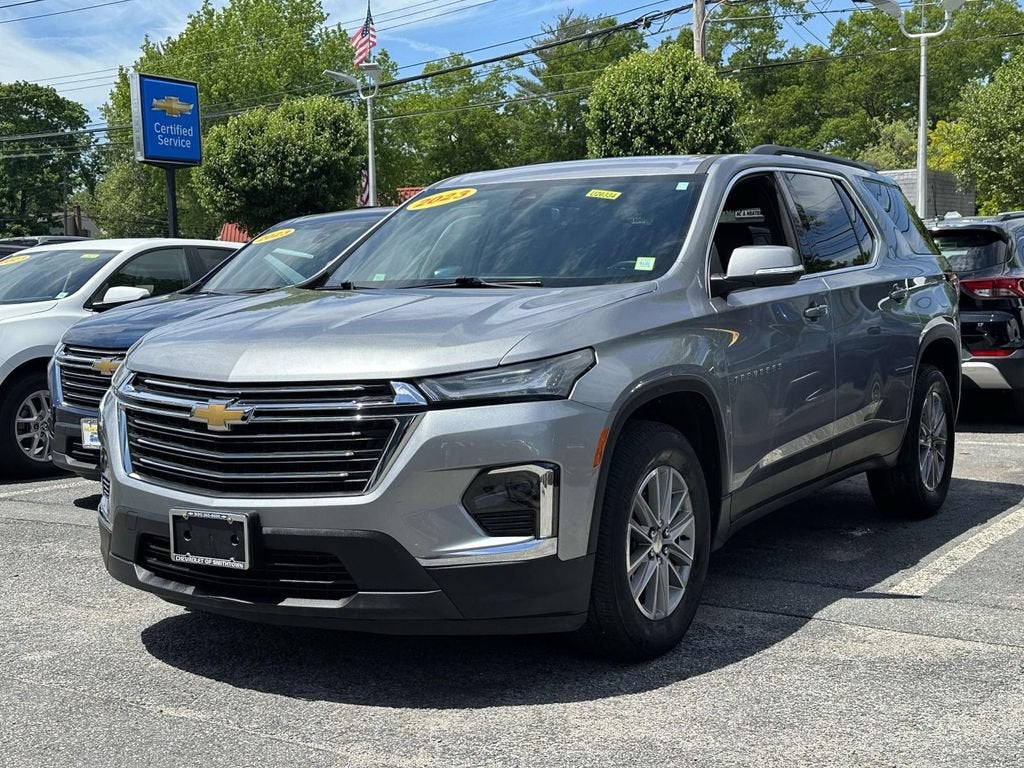 2023 Chevrolet Traverse LT Leather