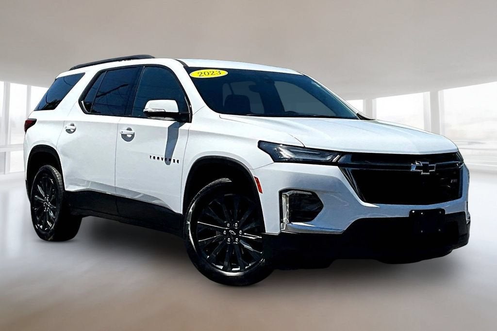 2023 Chevrolet Traverse RS