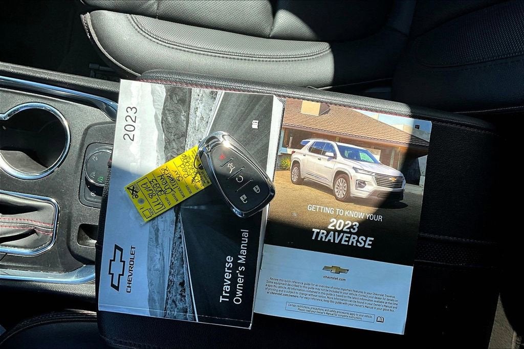 2023 Chevrolet Traverse RS