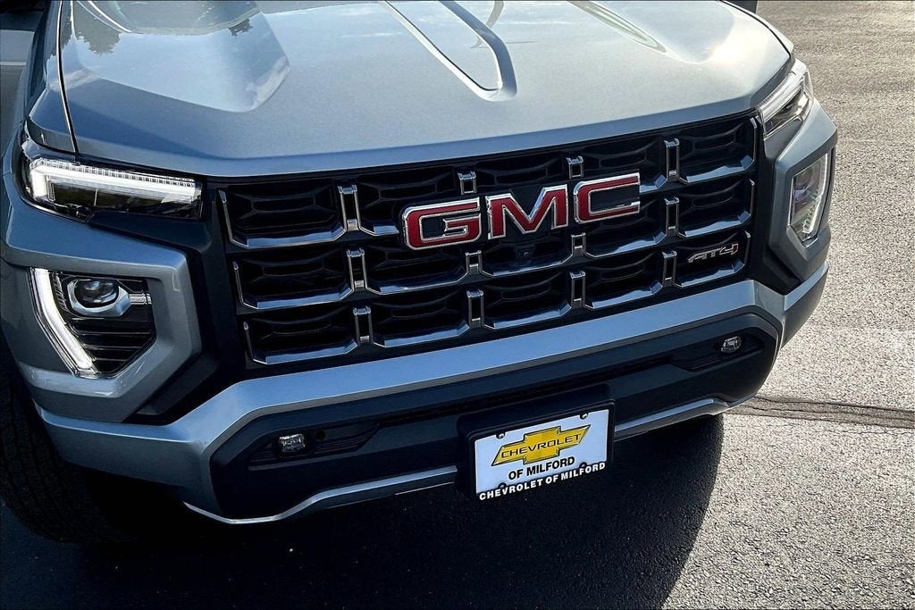 2024 GMC Canyon AT4