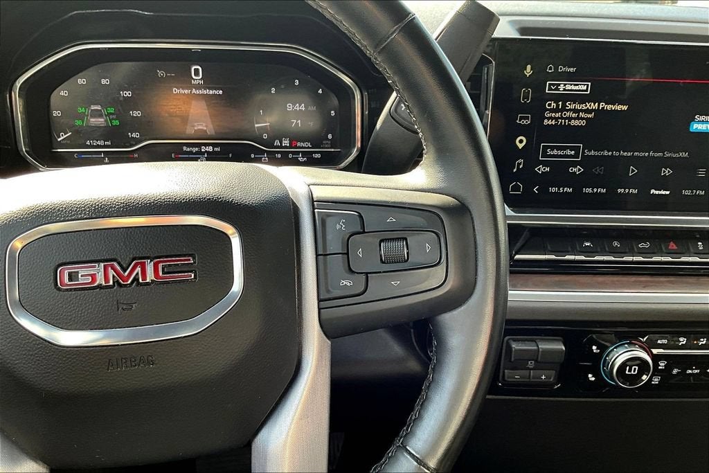 2025 GMC Sierra 1500 SLT