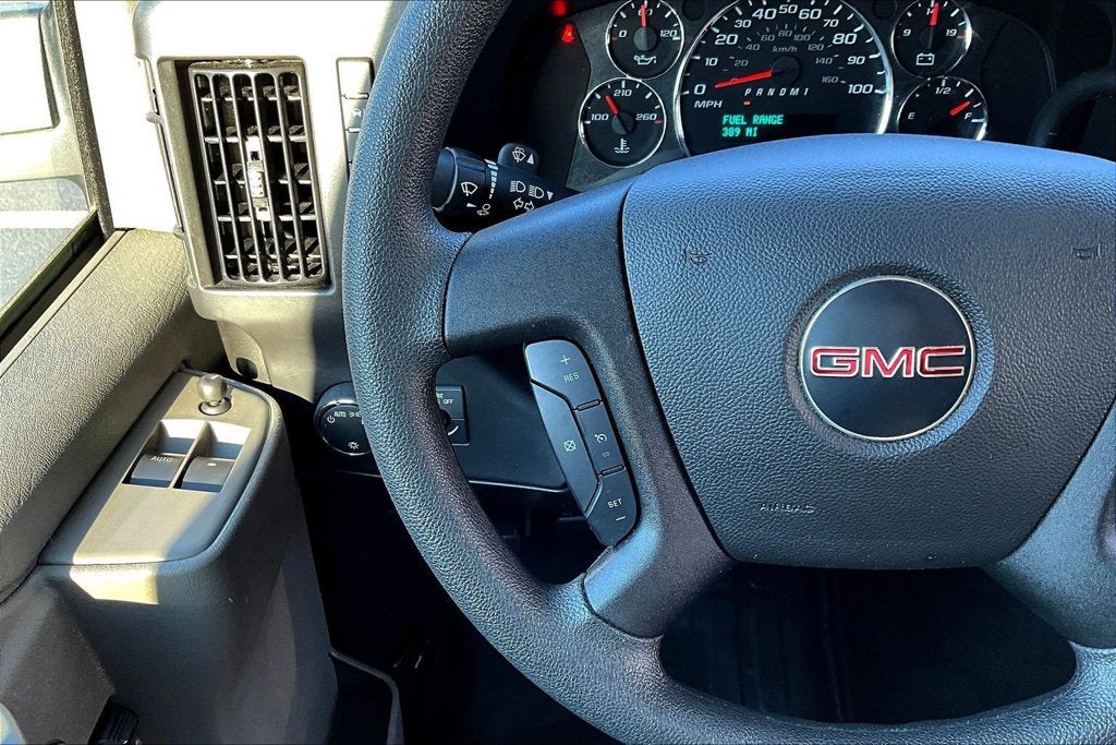 2025 GMC Savana Cargo Work Van