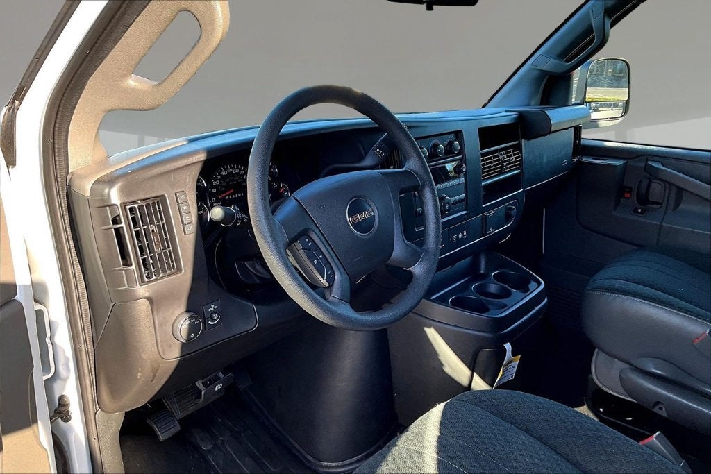 2025 GMC Savana Cargo Work Van