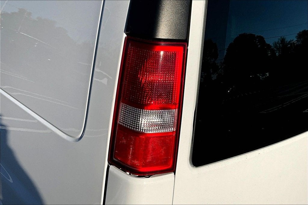 2025 GMC Savana Cargo Work Van