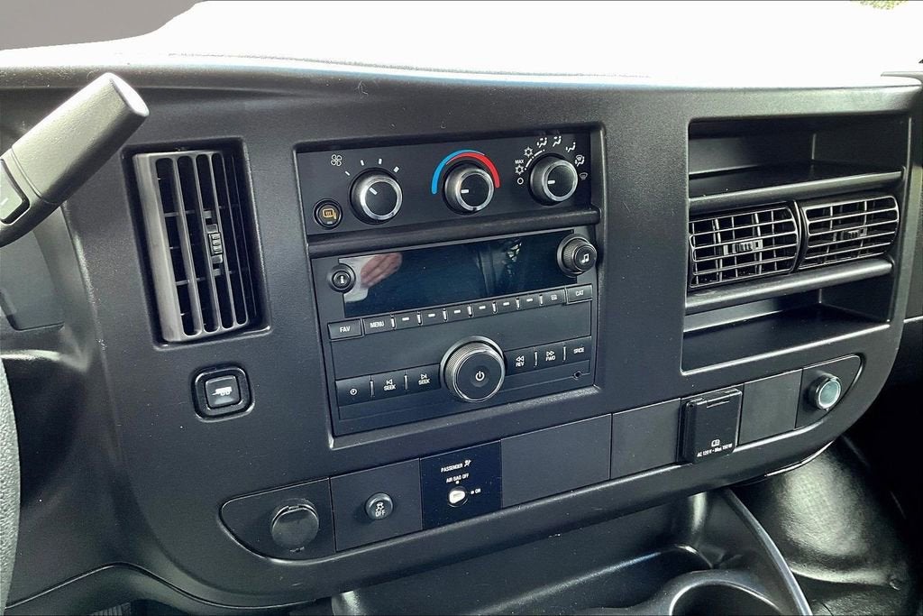 2024 GMC Savana Cargo 2500 Work Van