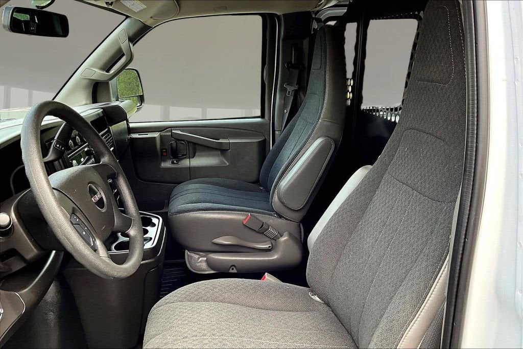2024 GMC Savana Cargo 2500 Work Van