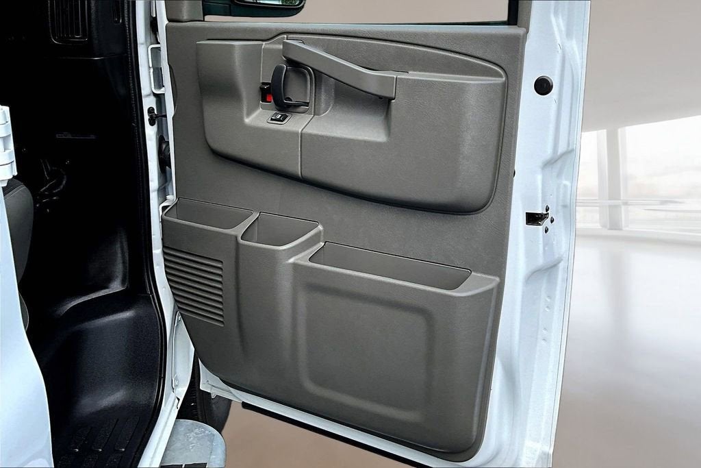 2024 GMC Savana Cargo 2500 Work Van