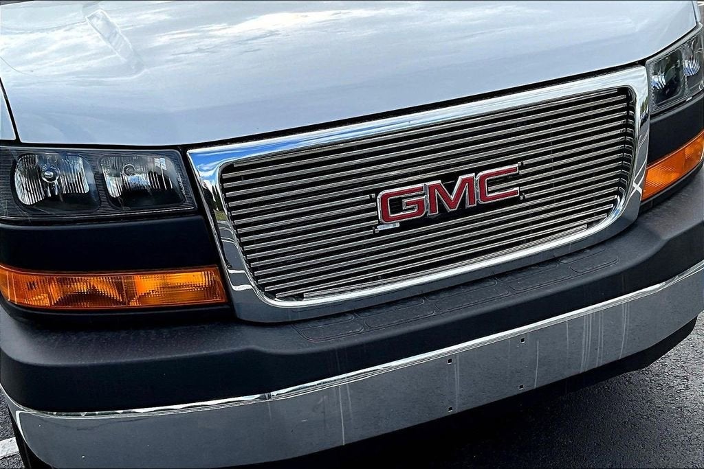 2024 GMC Savana Cargo 2500 Work Van