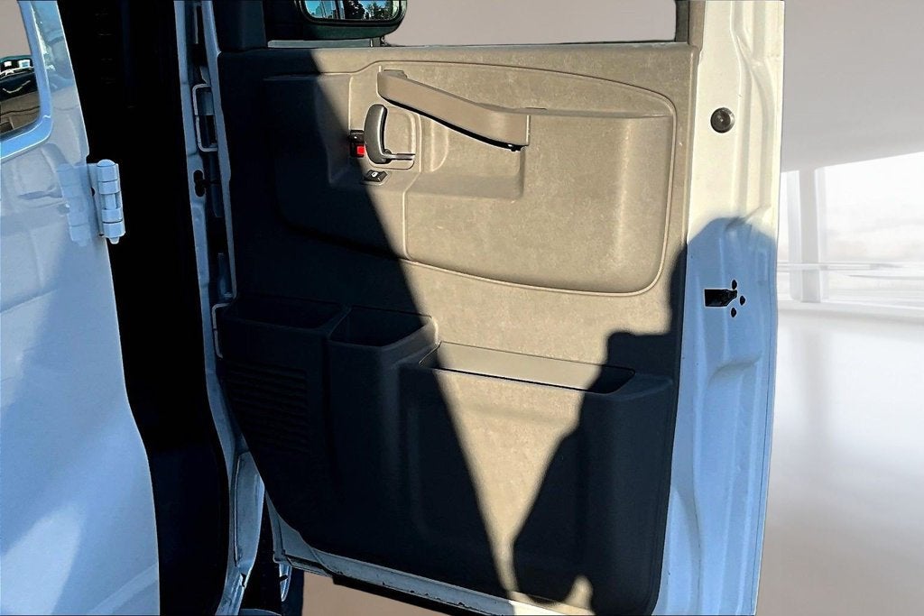 2025 GMC Savana Cargo Work Van