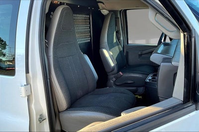 2025 GMC Savana Cargo Work Van