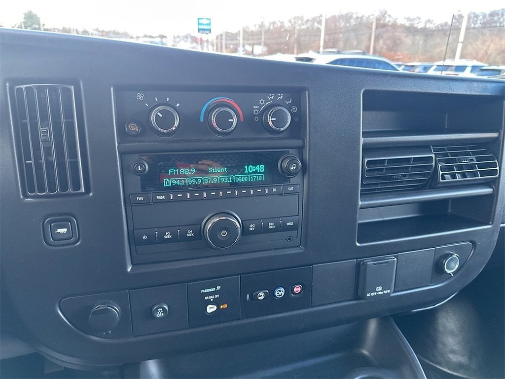 2024 GMC Savana Cargo 2500 Work Van