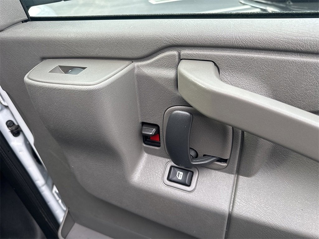 2024 GMC Savana Cargo 2500 Work Van