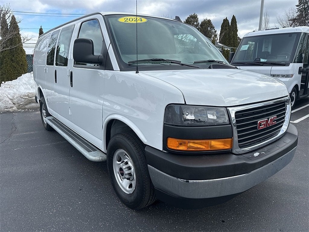 2024 GMC Savana Cargo 2500 Work Van