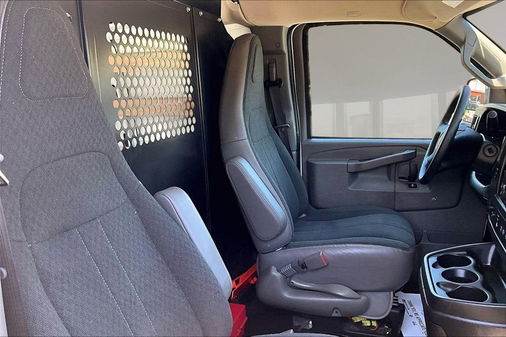 2024 GMC Savana Cargo 2500 Work Van