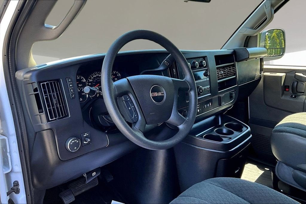 2024 GMC Savana Cargo 2500 Work Van