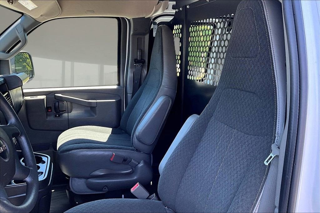 2024 GMC Savana Cargo 2500 Work Van